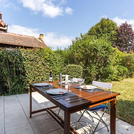 Semesterbostad La Pommeraie By Interhome